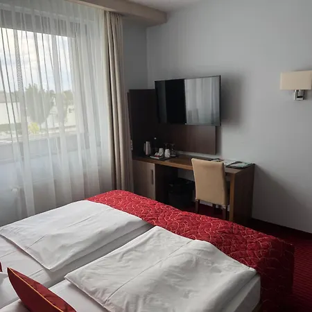 Famulus Hotel Győr