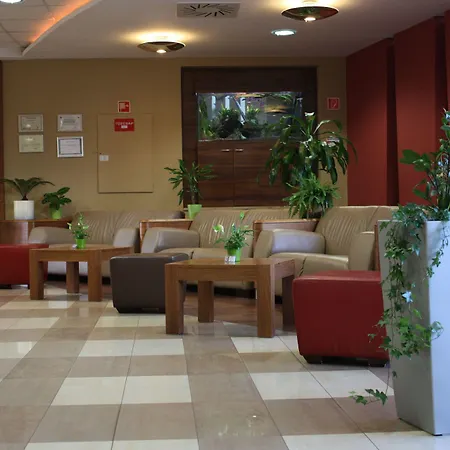 Hotel Famulus 4*
