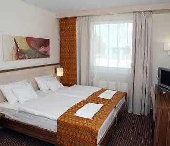 Famulus Hotel 4*