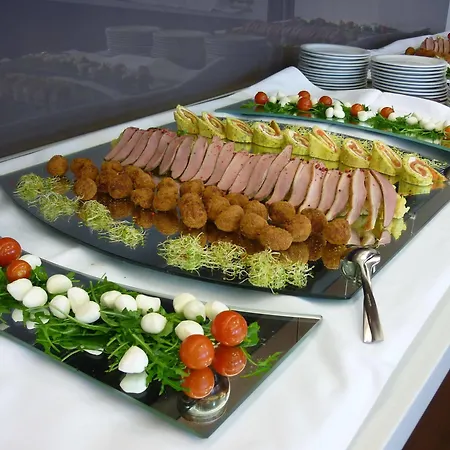 Famulus Hotel Győr