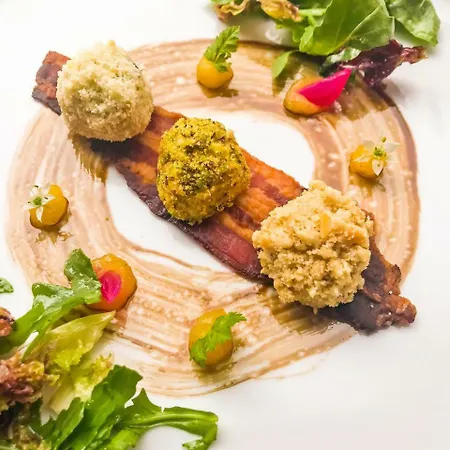 Famulus Отель 4*