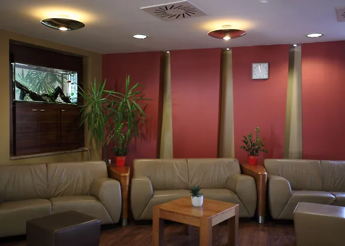 Famulus Hotel 4*